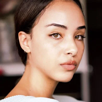  Luiza Benaïssa