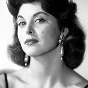 Photo star : Tina  Louise