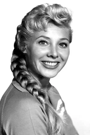  Georgine Darcy
