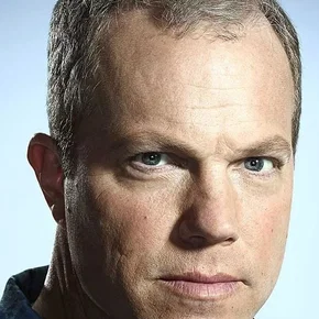 Photo star : Adam Baldwin