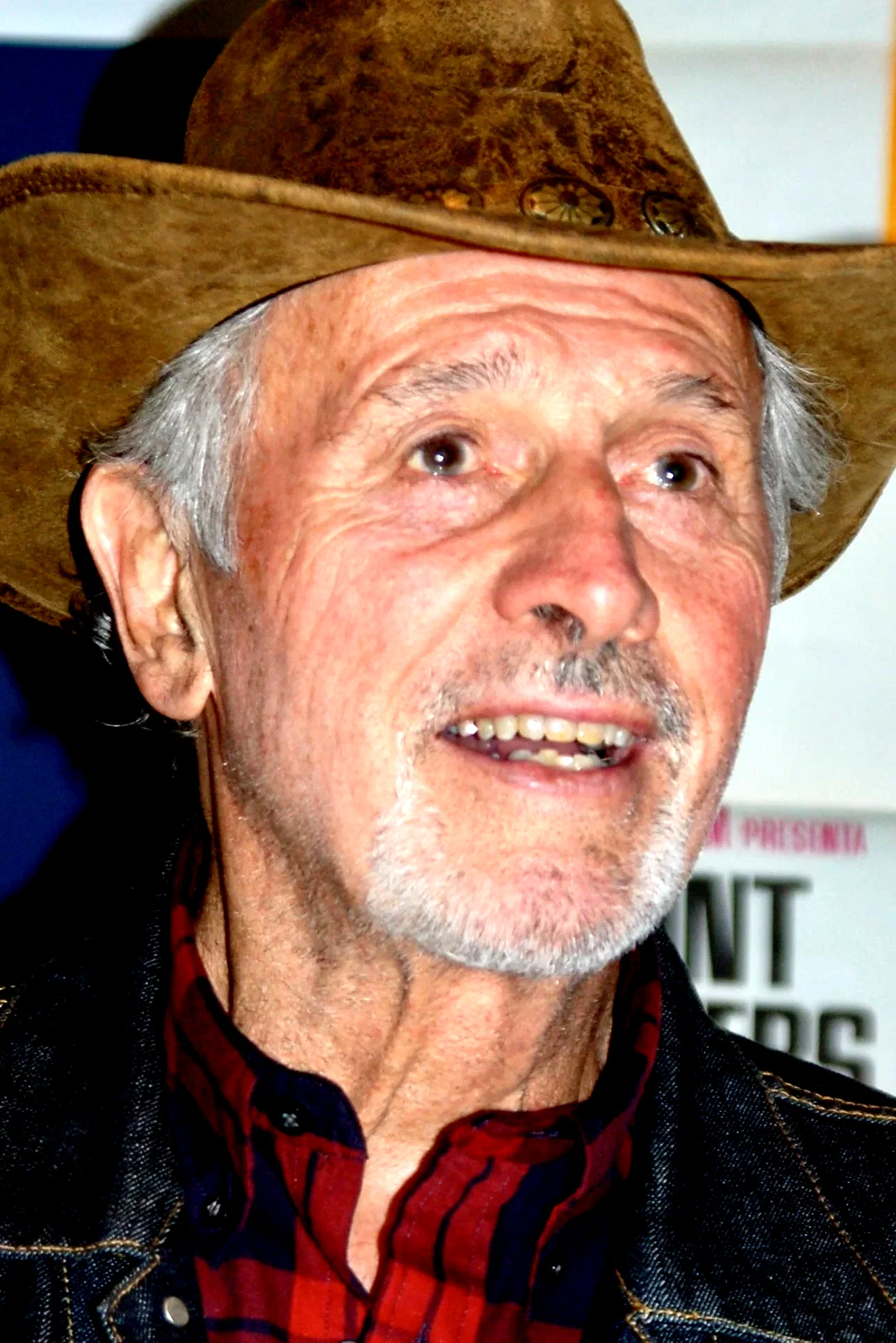  Michael Forest