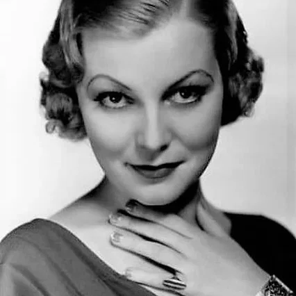 Muriel Evans