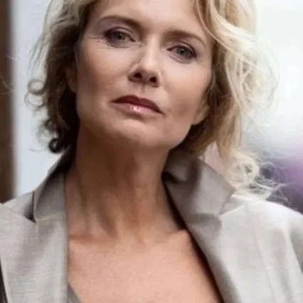  Christiane Jean