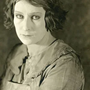 Photo star : Nellie Bly Baker