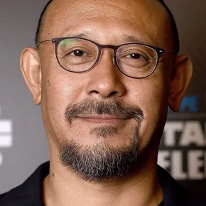 Photo star : Jiang Wen