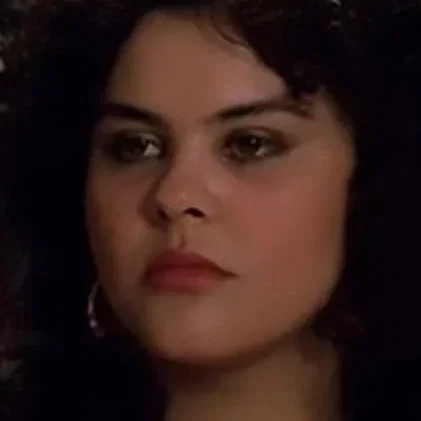  Angela Campanella