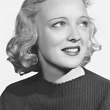  Sheila Bromley