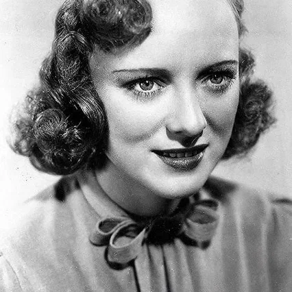  Sheila Bromley
