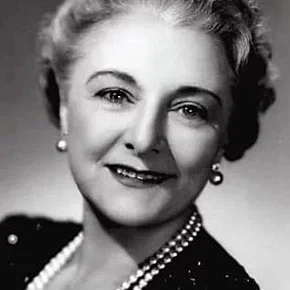 Photo star : Nella Walker