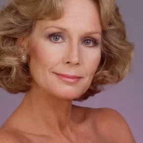 Photo star :  Marla Adams
