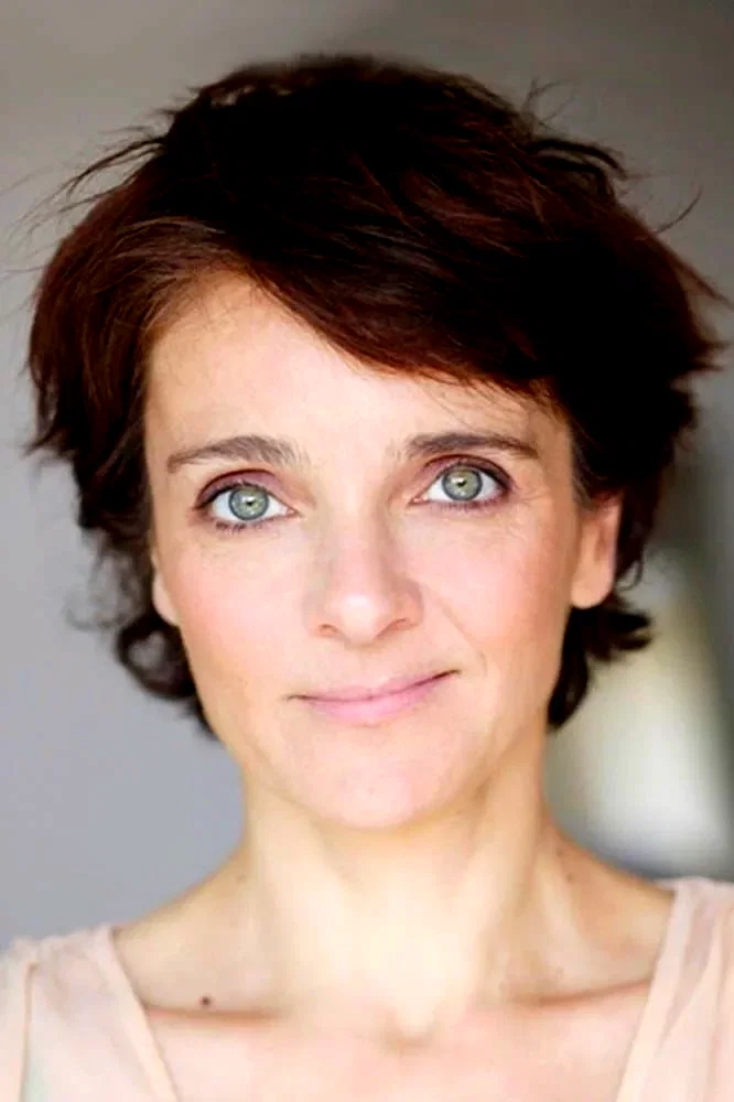 Isabelle Cagnat