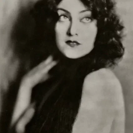  Eve Southern