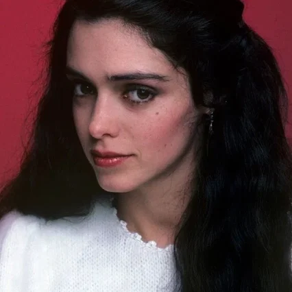  Kathleen Beller