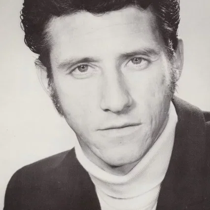  Chuck Waters