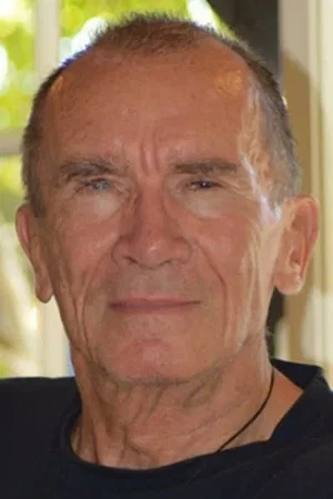  Erik Holmey photo