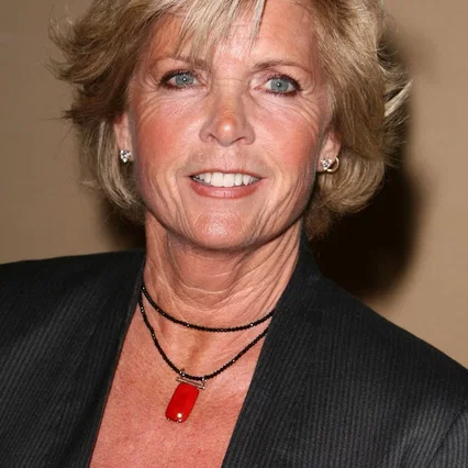  Meredith Baxter