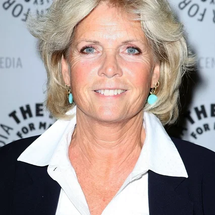  Meredith Baxter