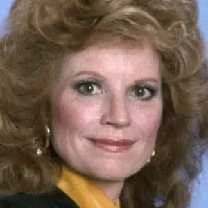  Julie Sommars