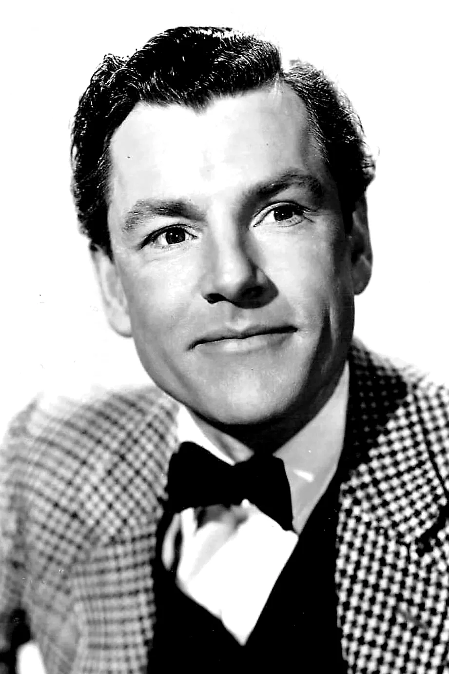 Kenneth  More