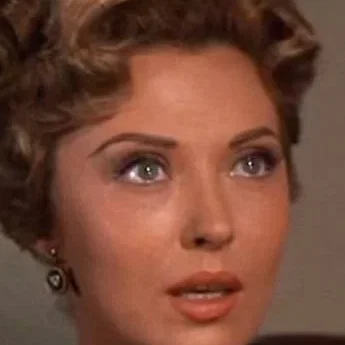  Beverly Tyler