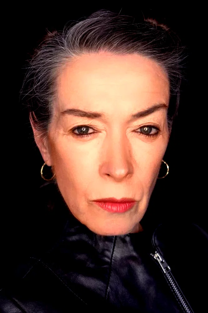  Adrienne Pearce