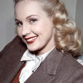 Photo star : Virginia Mayo