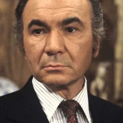 John Colicos