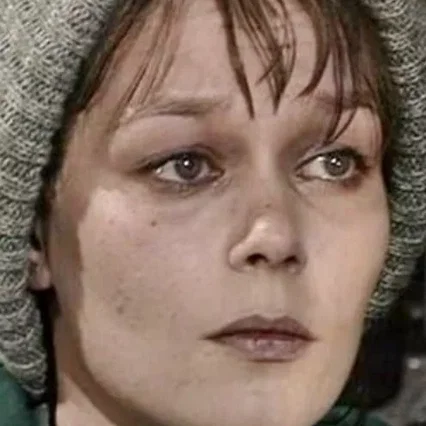 Carolyn Seymour