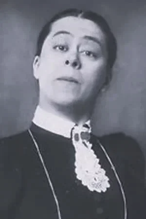 Emmy Wyda photo