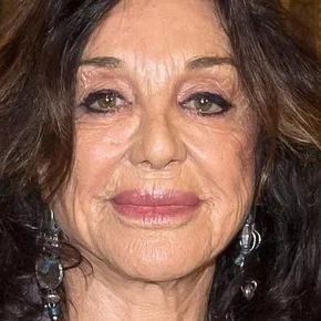 Photo star :  Albina du Boisrouvray
