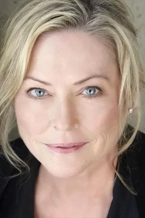  Lori Hallier