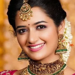 Photo star :  Ashika Ranganath