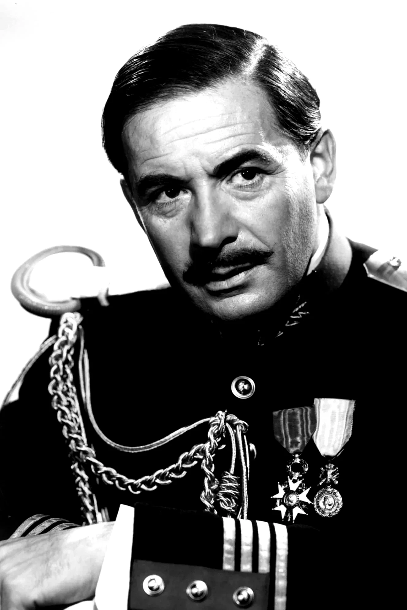 Leo Genn