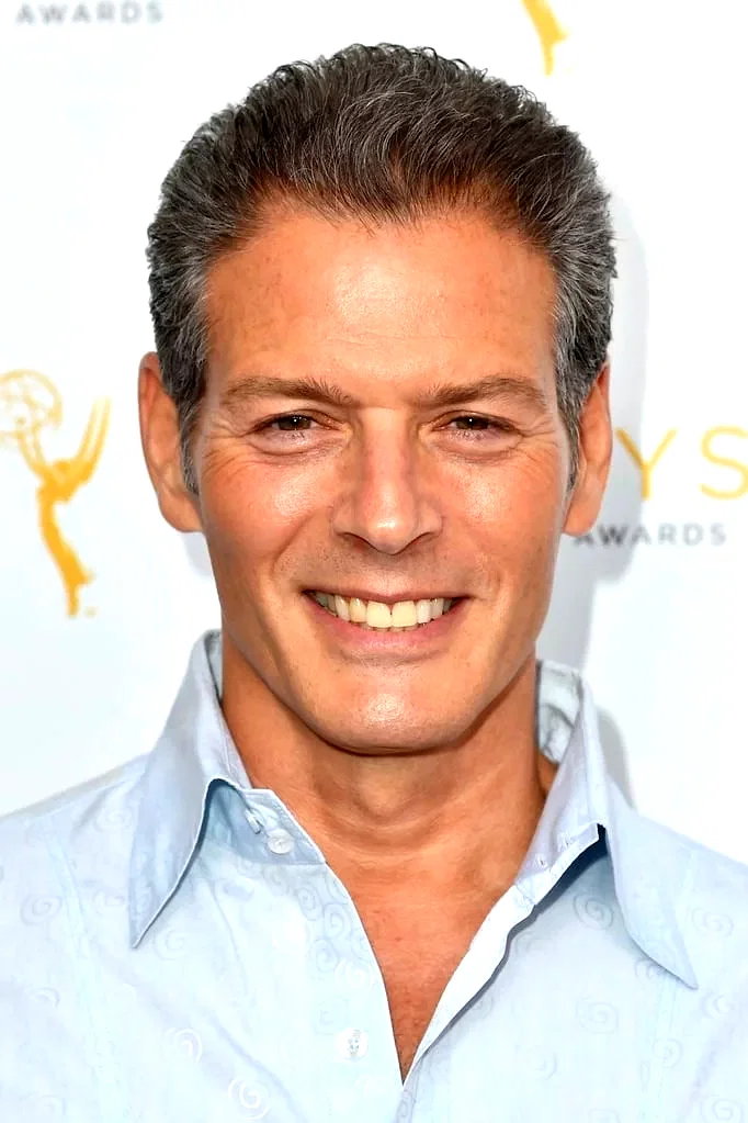 Kevin Spirtas