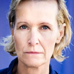 Photo star :  Barbara Bingham