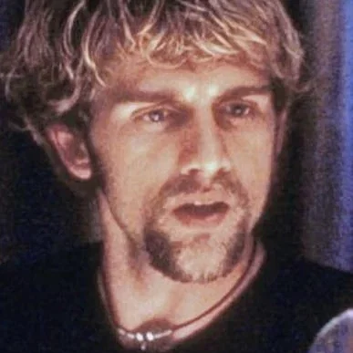  Gordon Currie