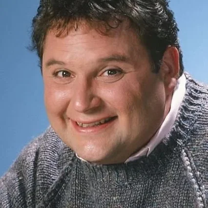  Stephen Furst