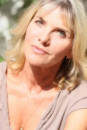  Olivia Dutron photo