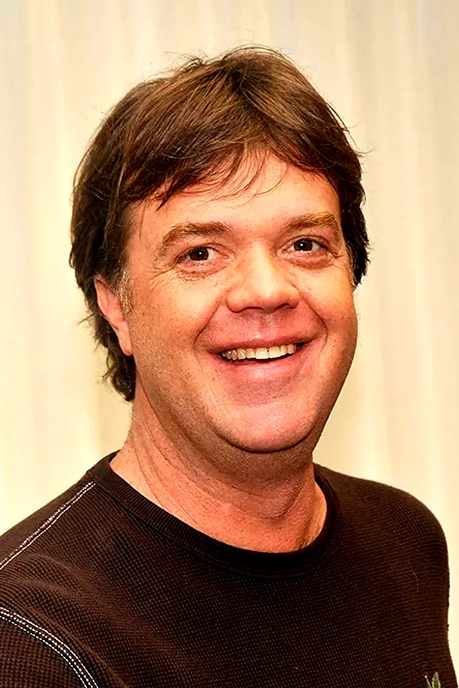  Jason Lively