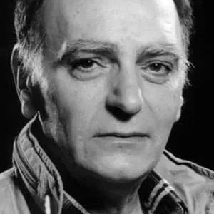  Francisco Casares