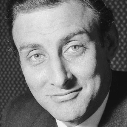  Spike Milligan