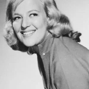  Kim Stanley