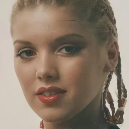  Marilyn Jess