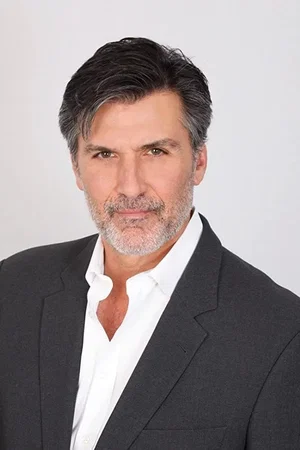 Vincent Irizarry photo