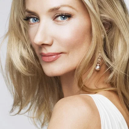 Joely Richardson