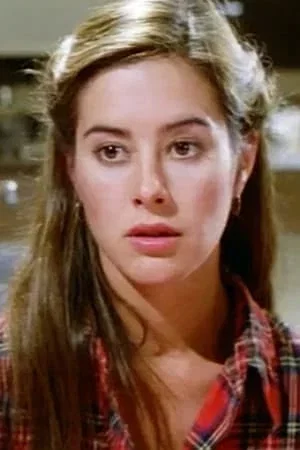  Suzanna Love