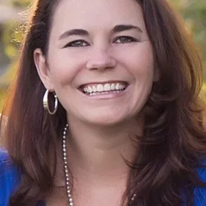 Photo star :  Gennie James