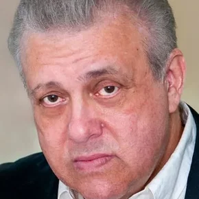Photo star : Vic Polizos