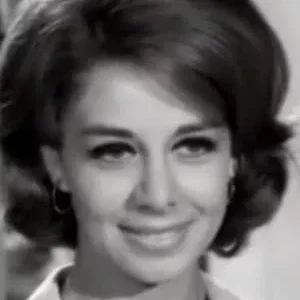  Tzeni Roussea