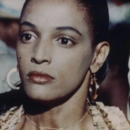 Lourdes De Oliveira
